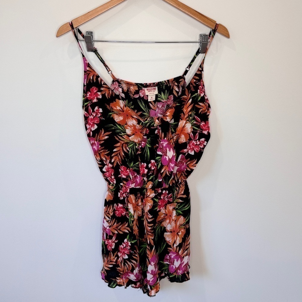 Mossimo Floral Stretchy Women’s Romper (M) - Picture 2 of 6